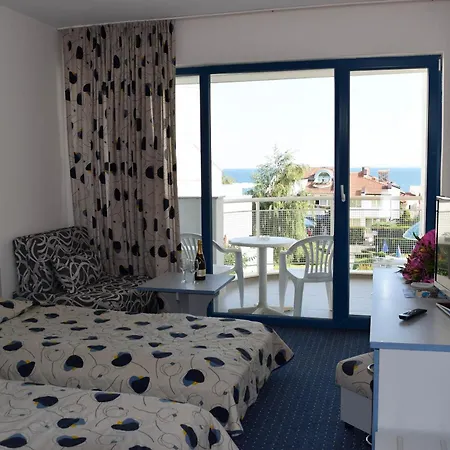 Sineva Park Hotel 4*