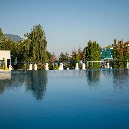 Szálloda Sineva Park 4*