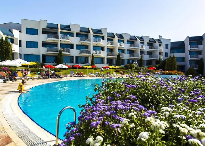 Готель Sineva Park