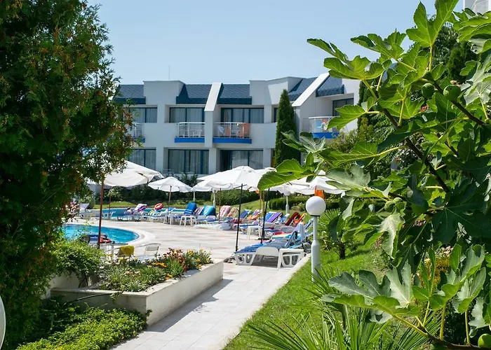 Sineva Park Готель